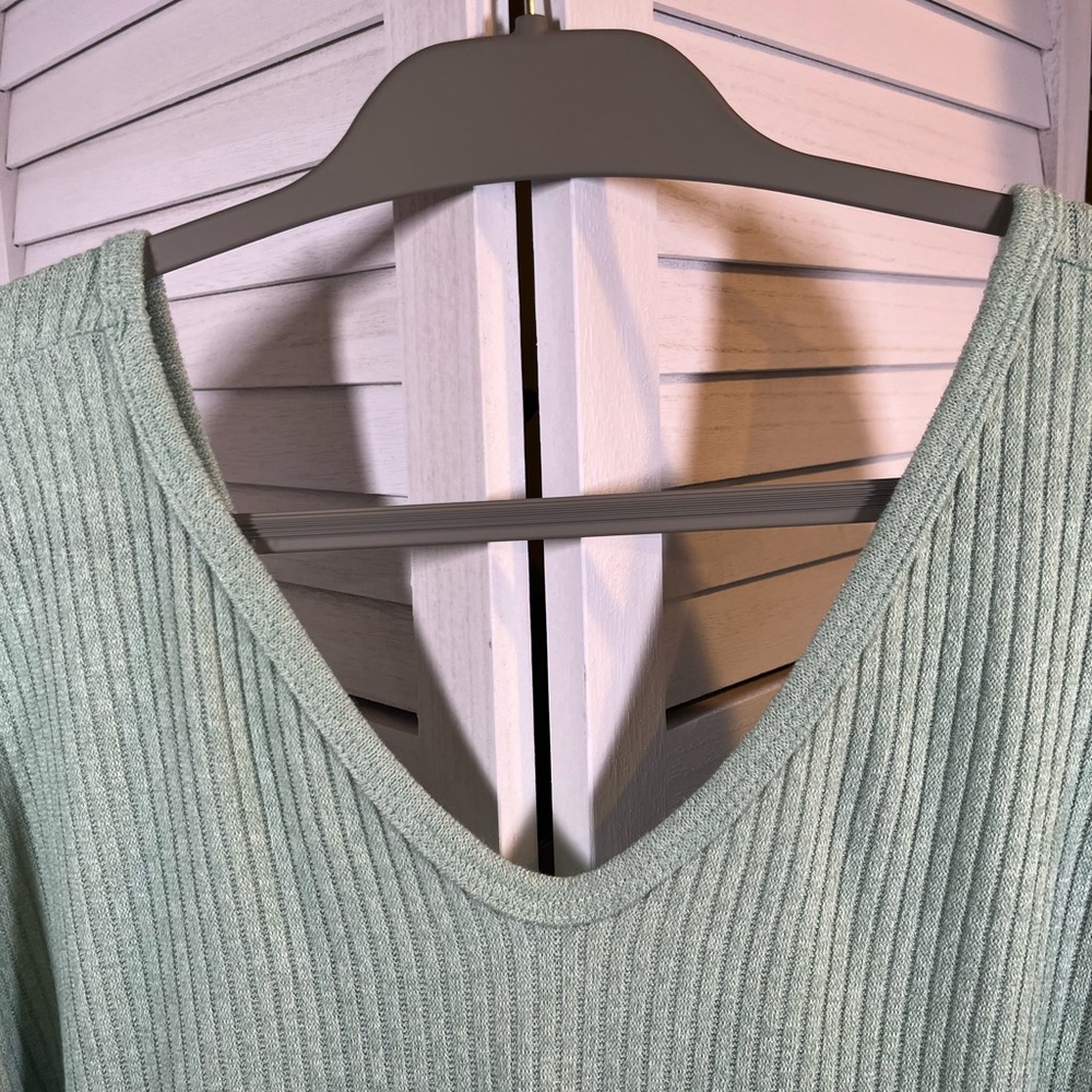 NEW STYLE RACK SWEATSHIRT - Picture 3 of 11